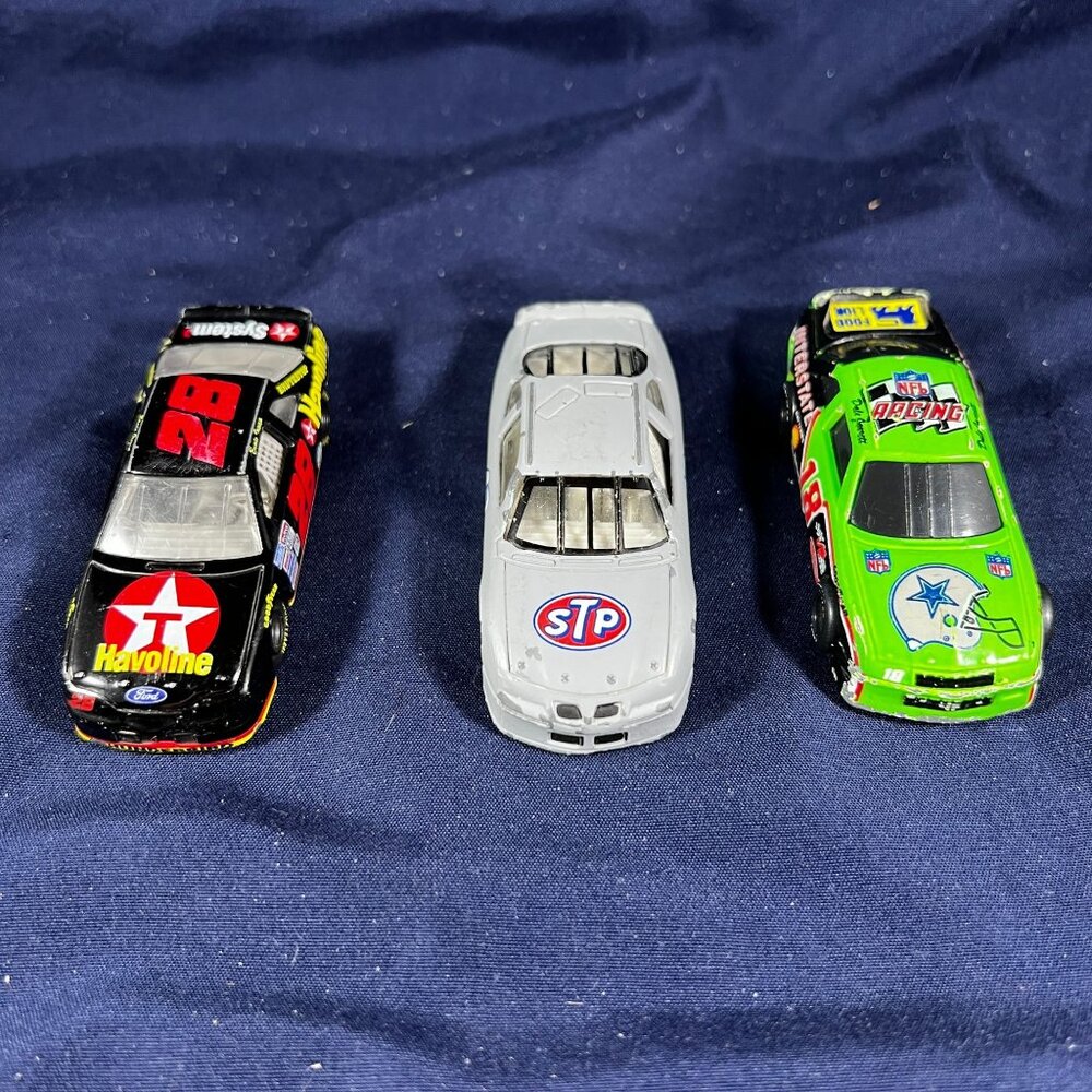 Lot Of 3 Die-Cast Nascar Racing Cars 1:64 Scale Collectibles Havoline STP NFL Da